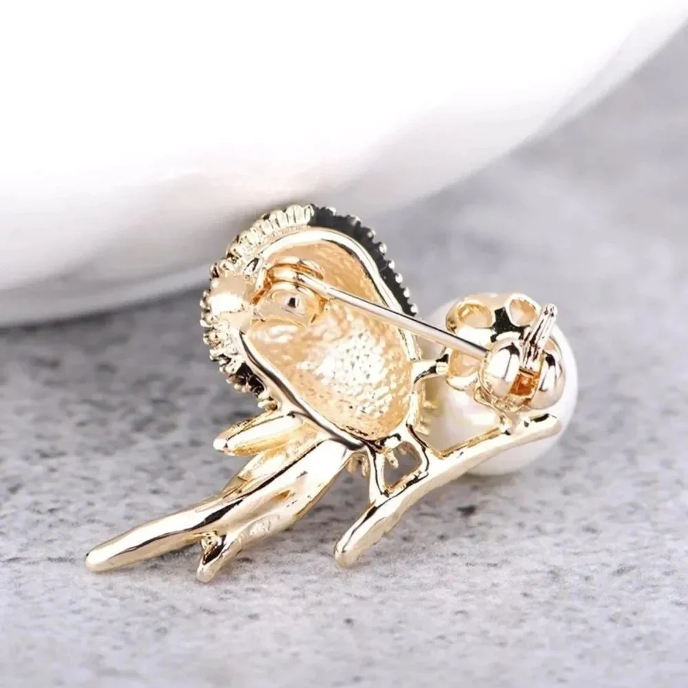VQ Gold Bird Brooch